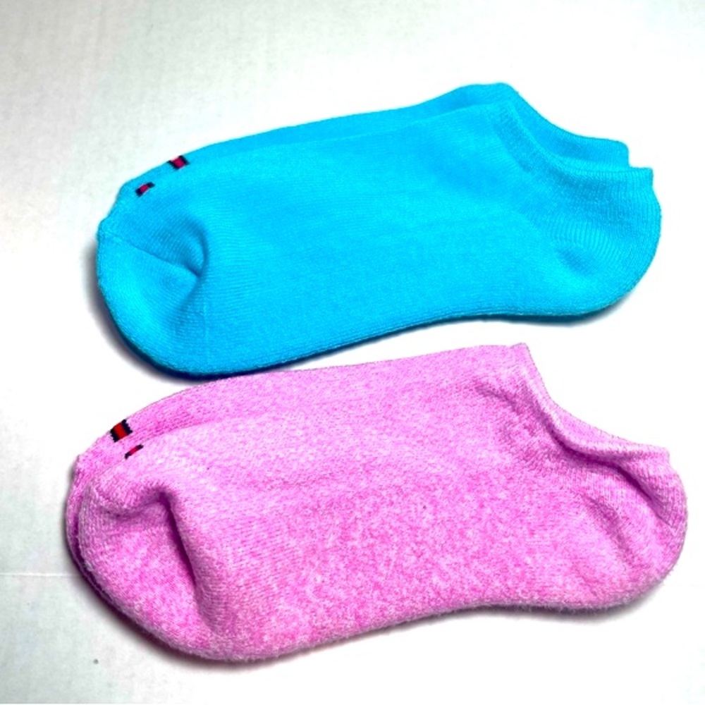 NWOT 2 pair Tommy Hilfiger No Show socks pink, blue